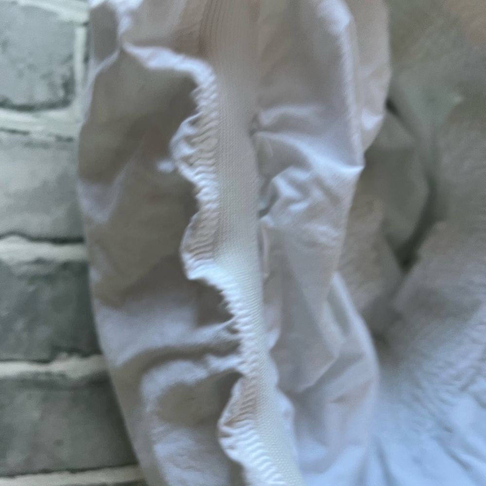 Babaton White Elasticized top - Picture 5 of 5